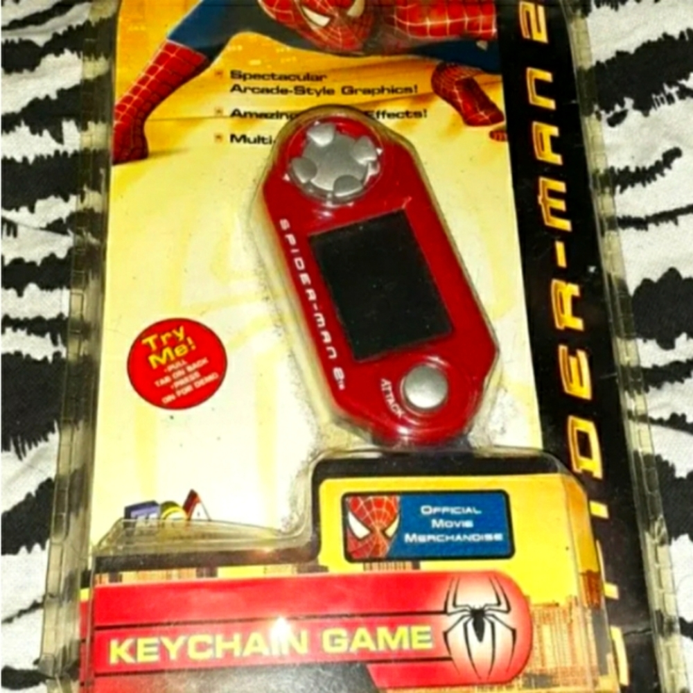 Spiderman 2 Game Keychain Vintage Marvel Comics